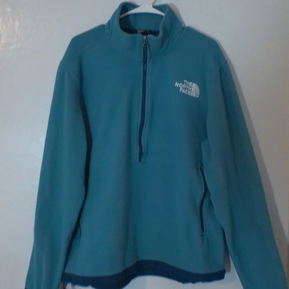 The North Face Blue Fleece Quarter-Zip Jacket – Men’s Large